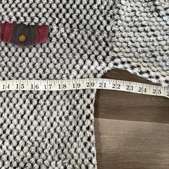 Simply Southern Gray and Black Textured Pullover - Picture 6 of 7